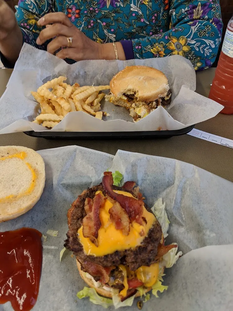 Double Cheeseburger